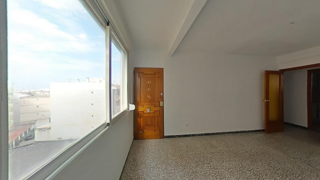 Salon-comedor-con-entrada-1